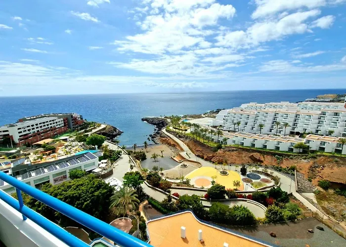 Blue Vista Paraiso *